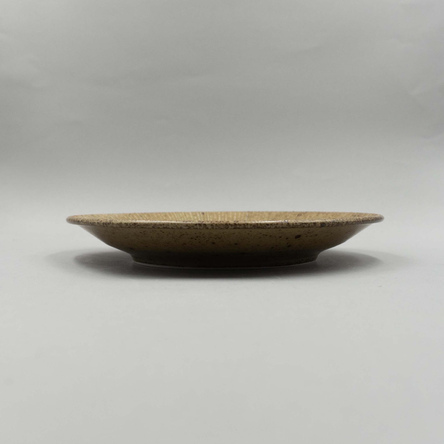 Wabi Kuchiba Plate, 23.7cm x 3.4cm