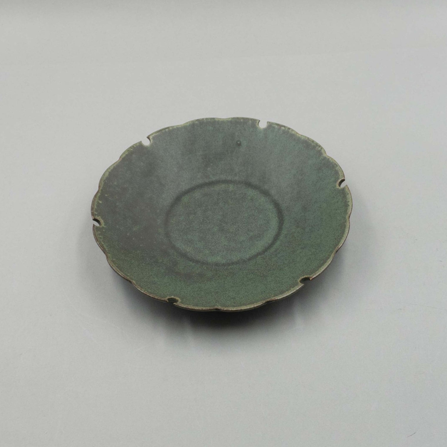 Yoshida Yukiwa Plate, shabby chic songbirds, 200mm x 40mm
