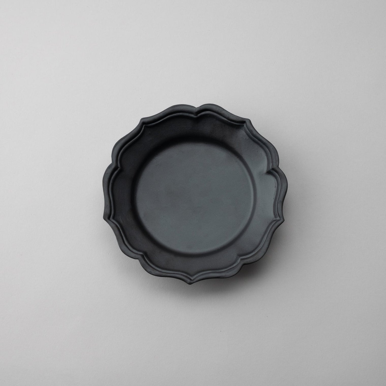 Usukiyaki, Ryouka Rim Plate Small, Black