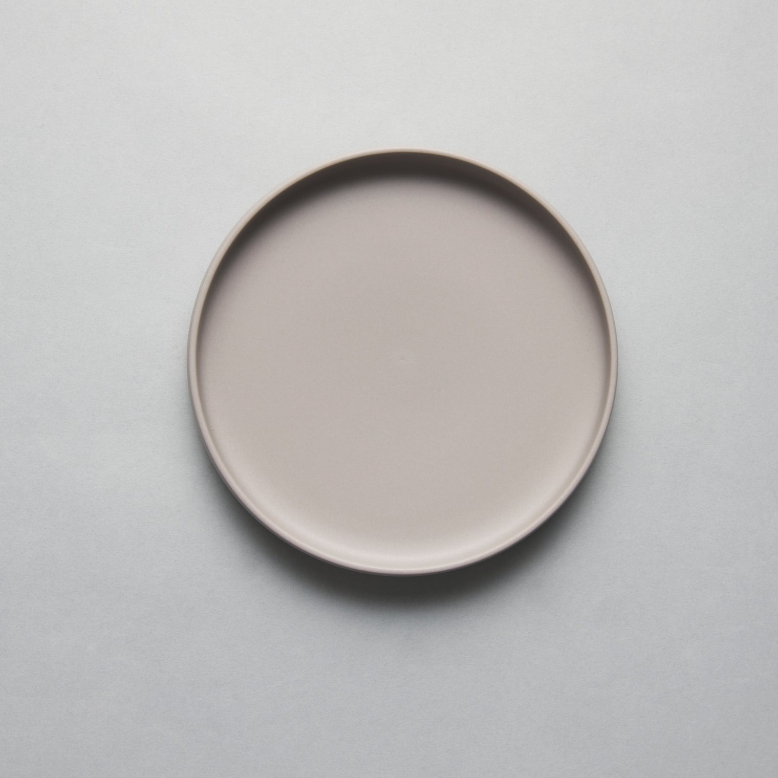 Blend Gray Round Tray, D18cm x H2cm, Moriyama