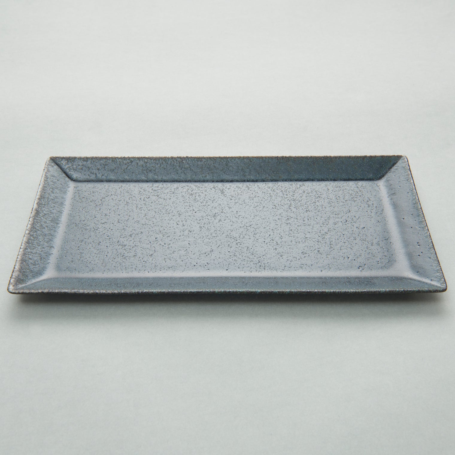 Urumi Kyare Rectangular Plate, 31cm