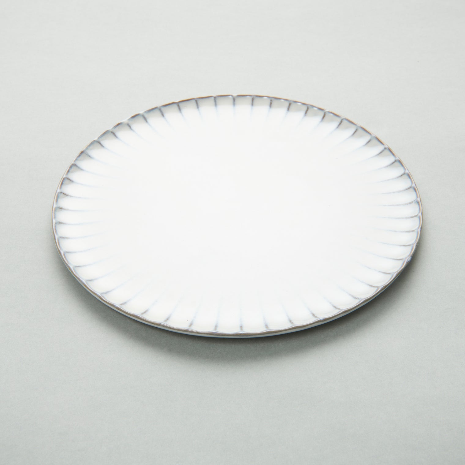 Inku Dinner Plate, 27cm x 27cm x 1.7cm, Design by Sergio Herman