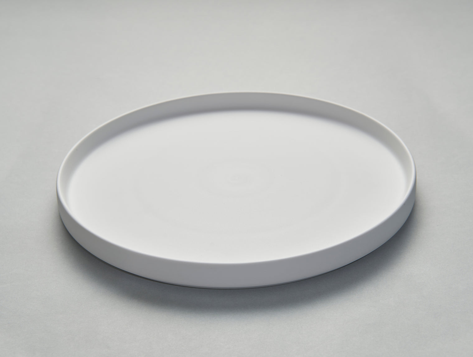 Bisque White Round Tray, D26cm x H2cm, Moriyama