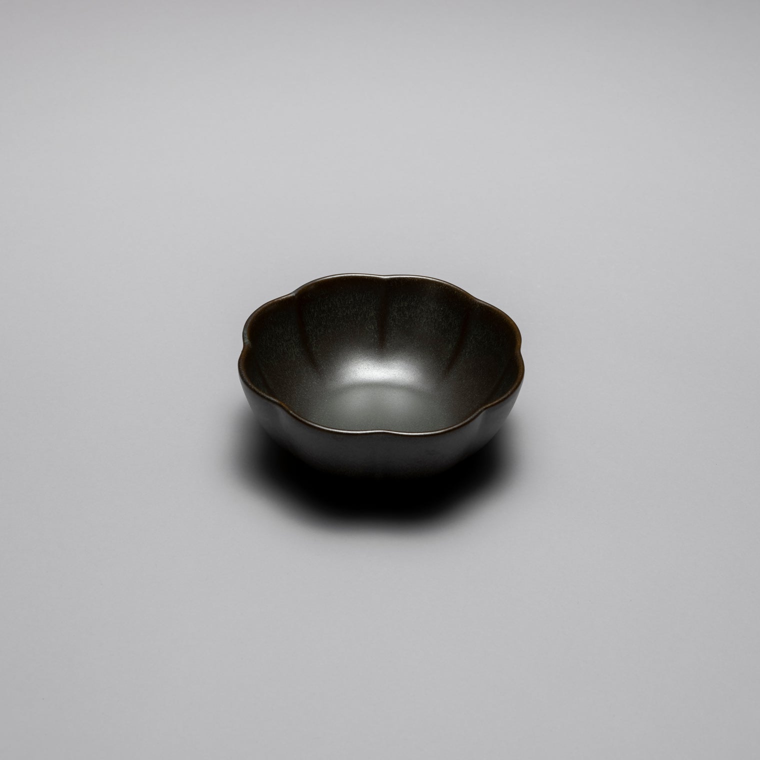 Inku Ribbed Bowl, Green, 15cm x 15cm x H6cm, Design by Sergio Herman
