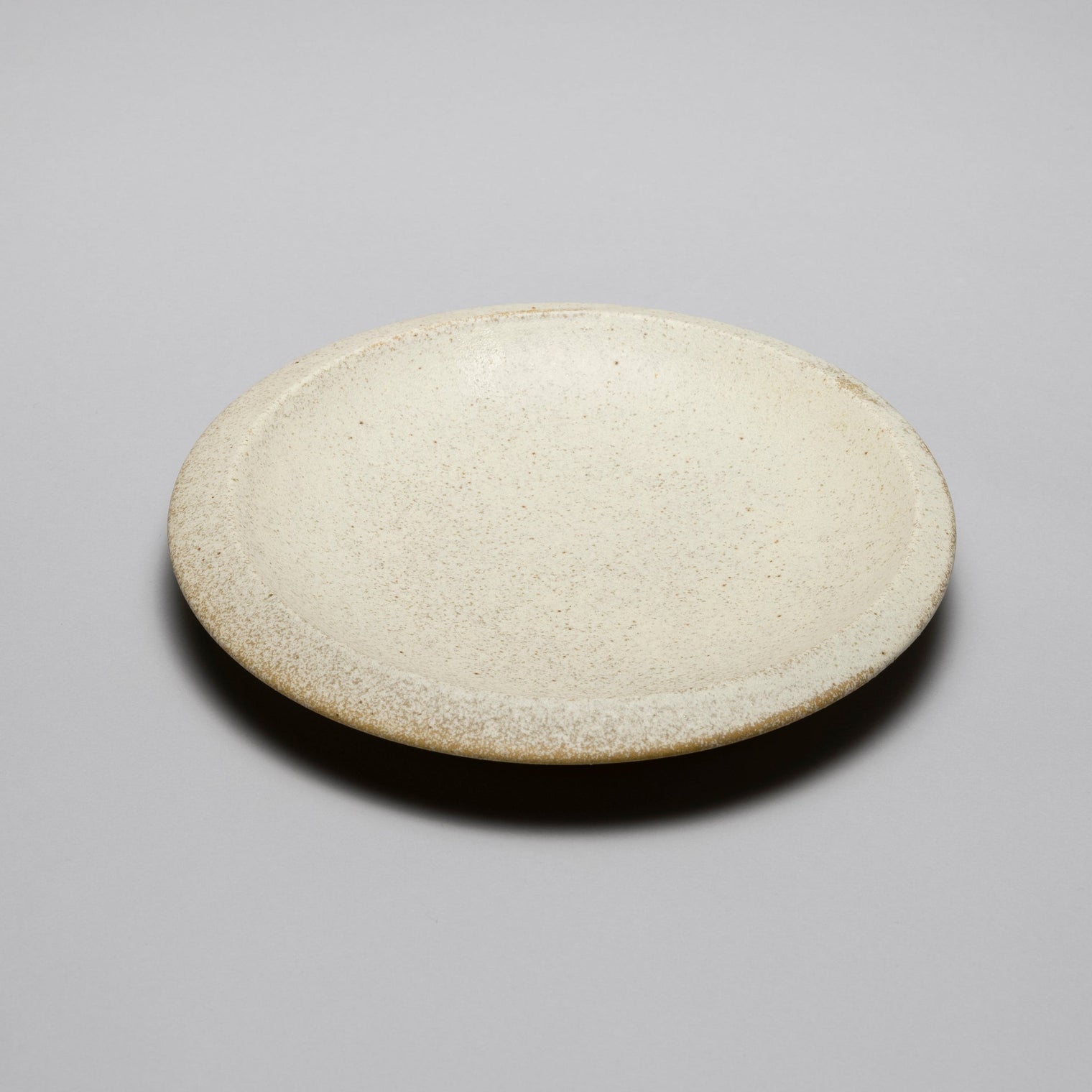 Porto Natural Shallow Kigoromo Plate, 24cm x H2.9cm
