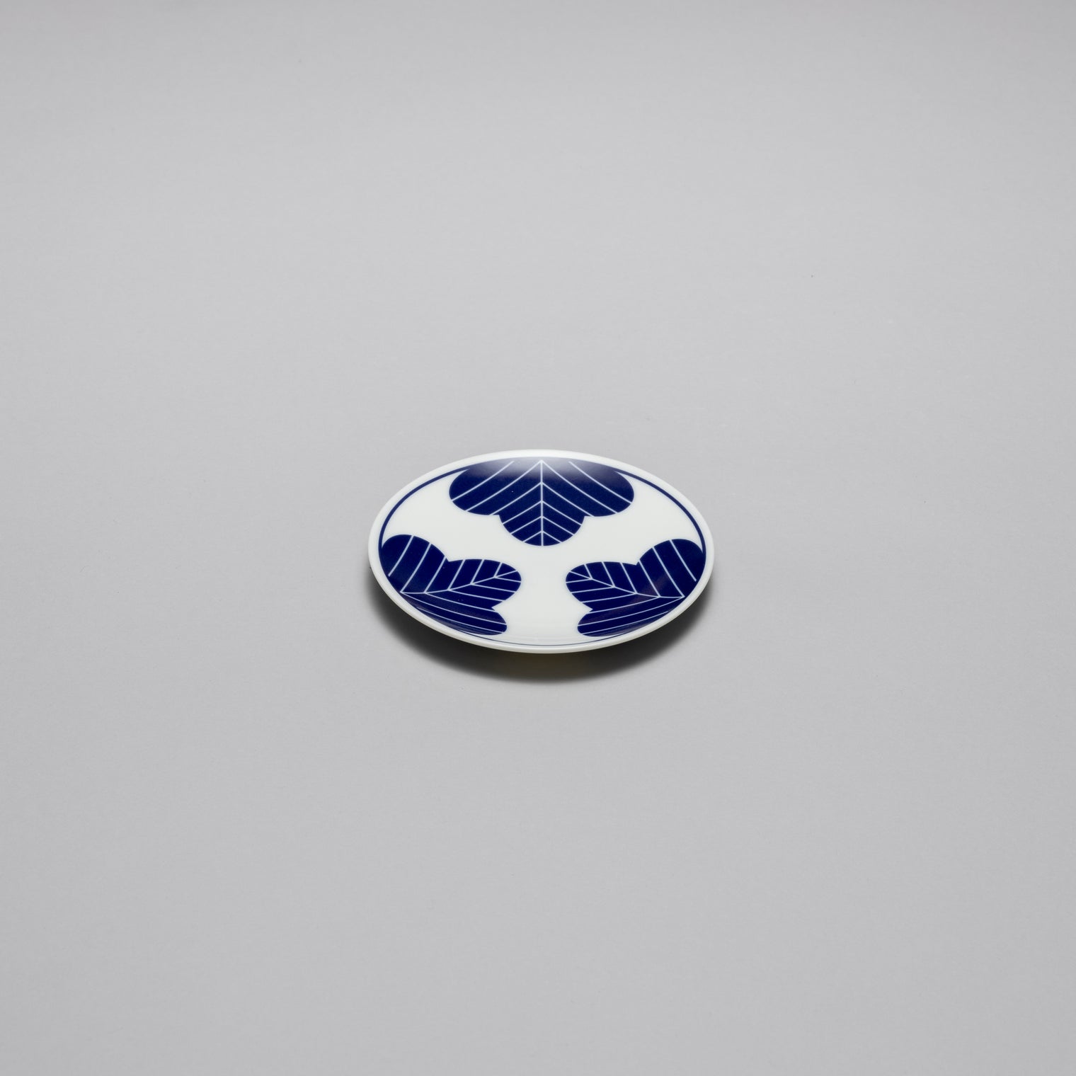Engi Small Plate, Pine, 12.2cm x H1.5cm
