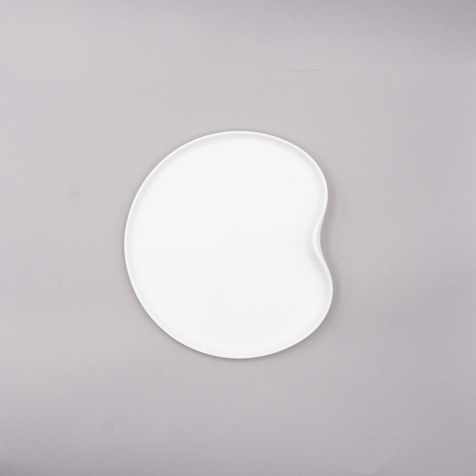 Bisque White AT Plate, 20cm x 18cm x H1cm, Design by Moriyama