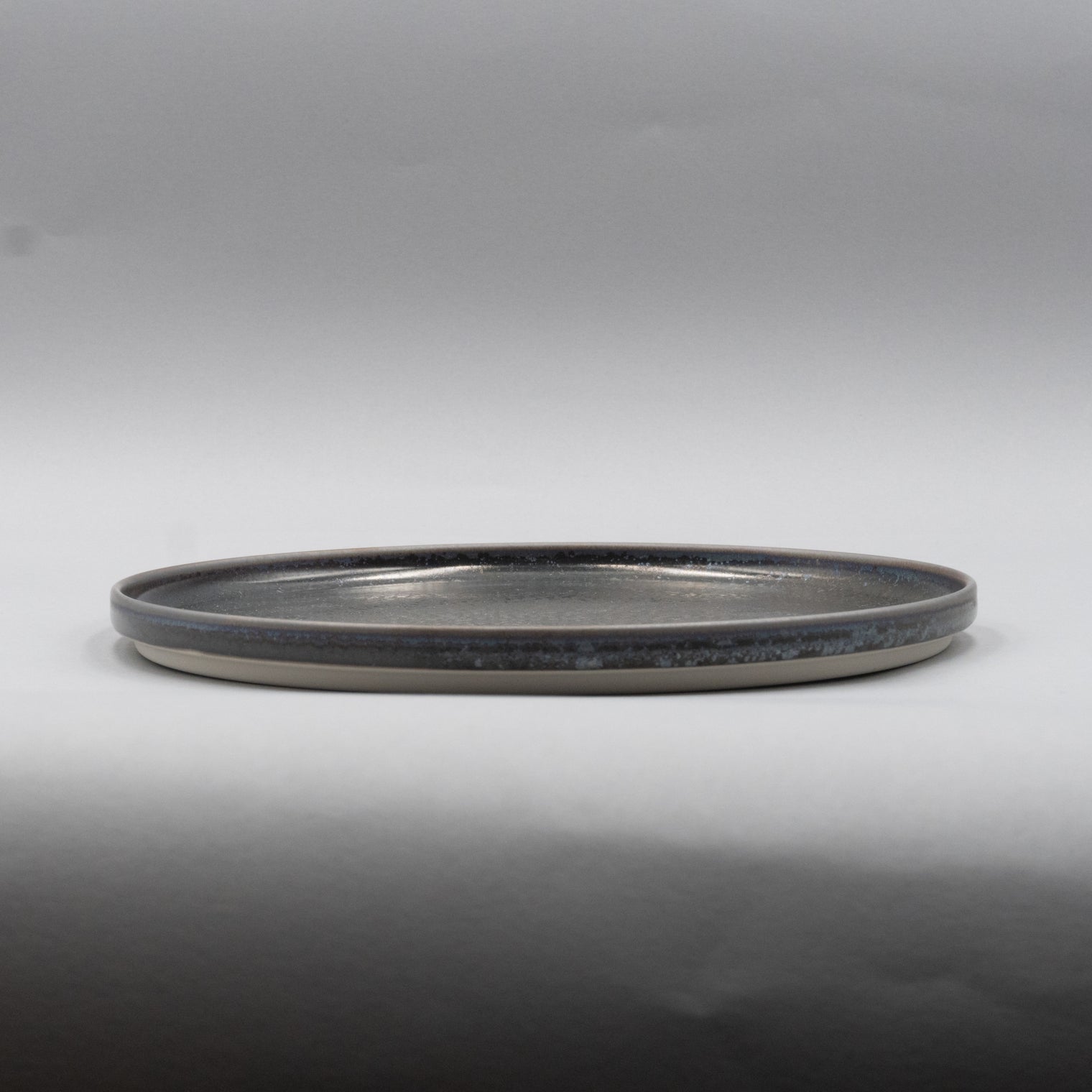 Bansho Short Rim Plate D26.9cm x H1.5cm