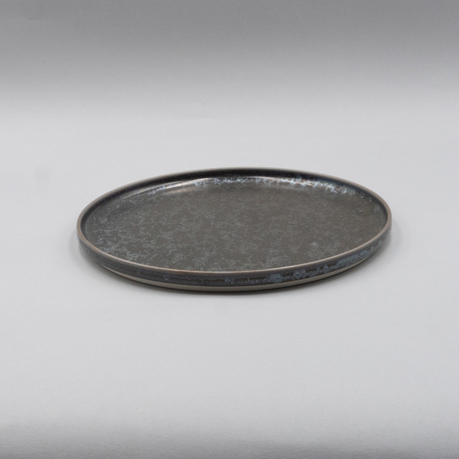 Bansho Short Rim Plate, D22.9cm x H1.7cm
