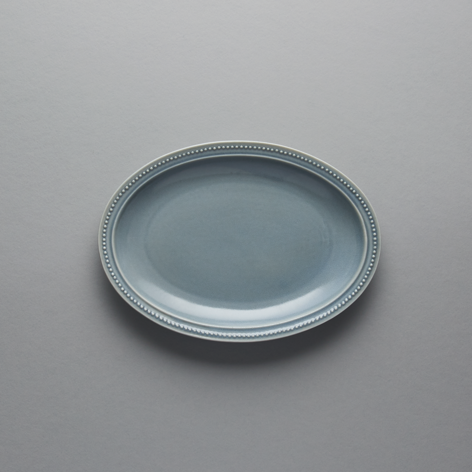 Dot Rim Gray Oval Plate 27cm, 27cm x 2.8cm