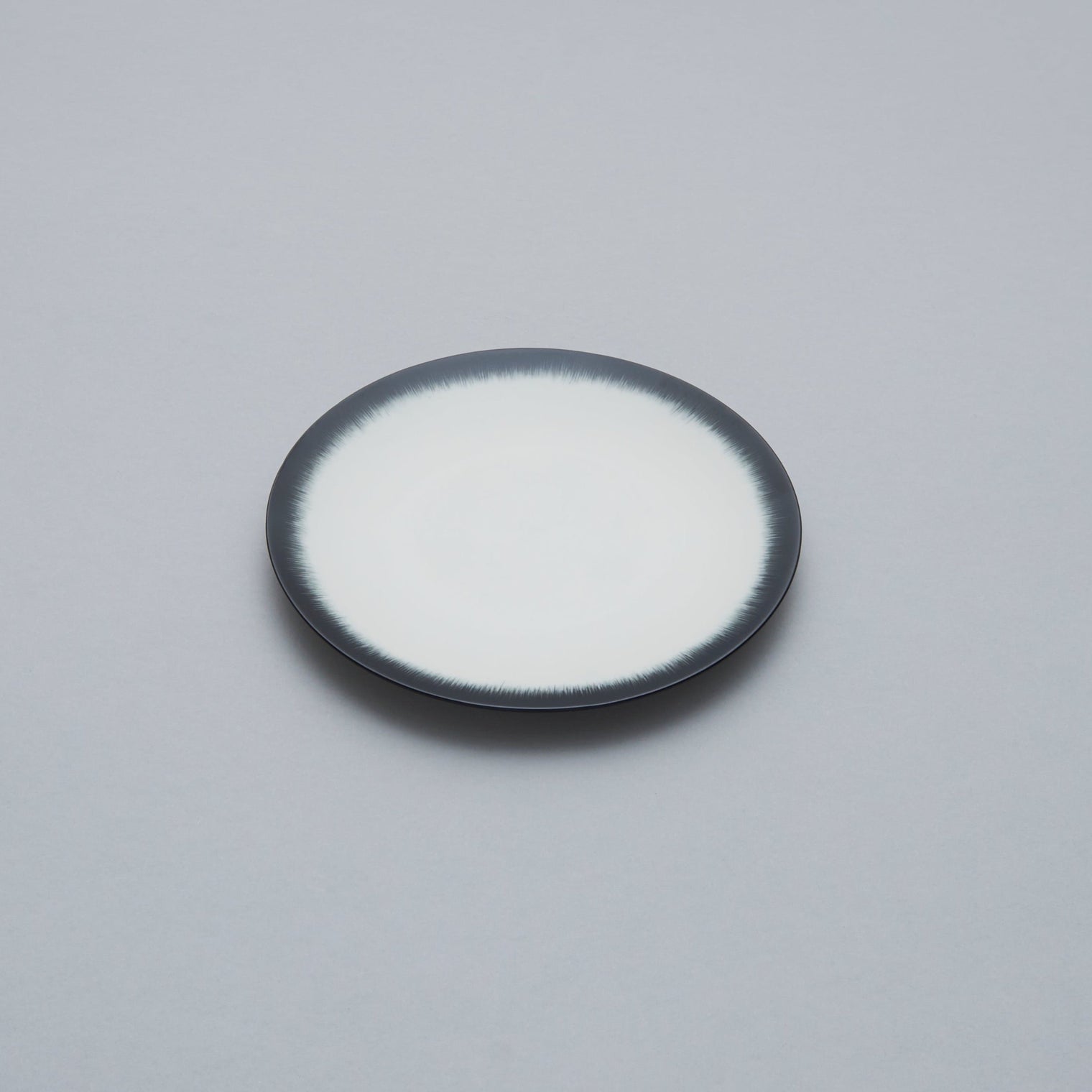 Dinner Plate, 17.5cm, Dé Off-White/Black VAR 3, Design by Ann Demeulemeester