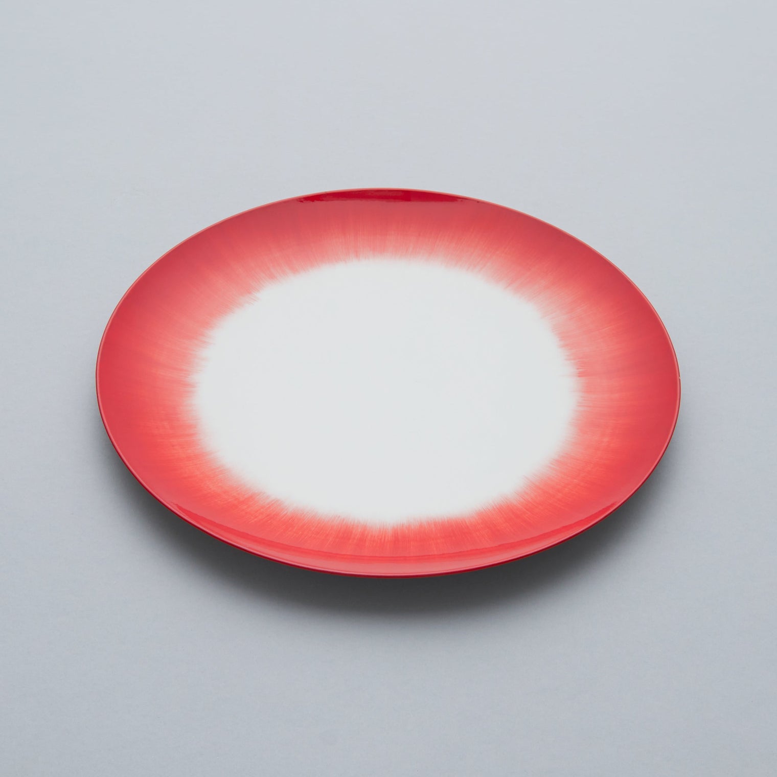 Dinner Plate, 28cm, Dé Off-White/Red VAR 5, Design by Ann Demeulemeester