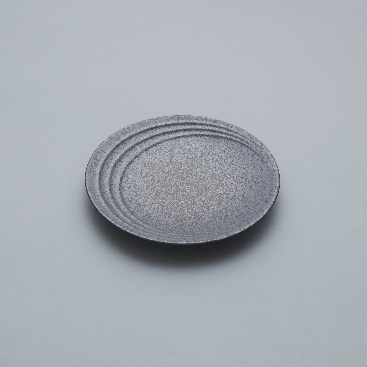 Reste Miroku Plate, 20cm x 20cm x H2.4cm