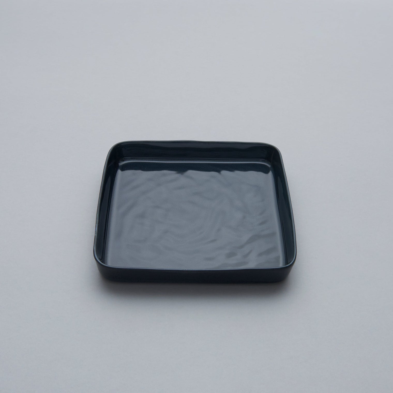 Square Plate, Dark Blue, 18cm x 18cm x 2.4cm, Design by Anita Le Grelle
