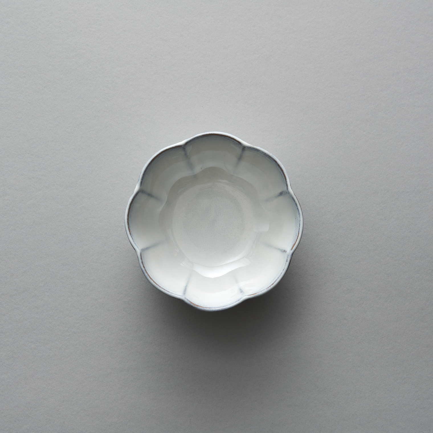 Inku Ribbed Bowl, White, 15cm x 15cm x 6cm, Design by Sergio Herman