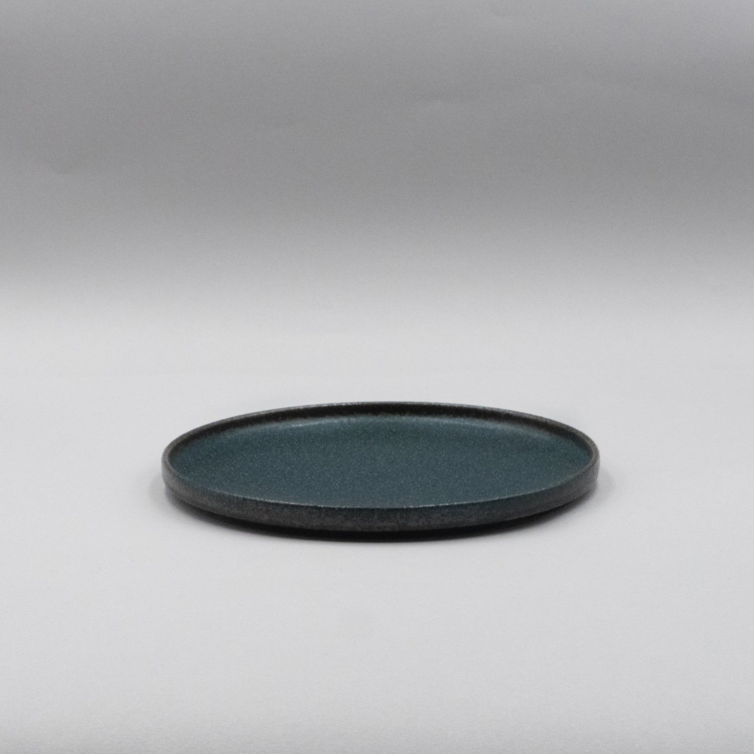 Urumi Short Rim Plate, 19cm x 19cm x H1.6cm