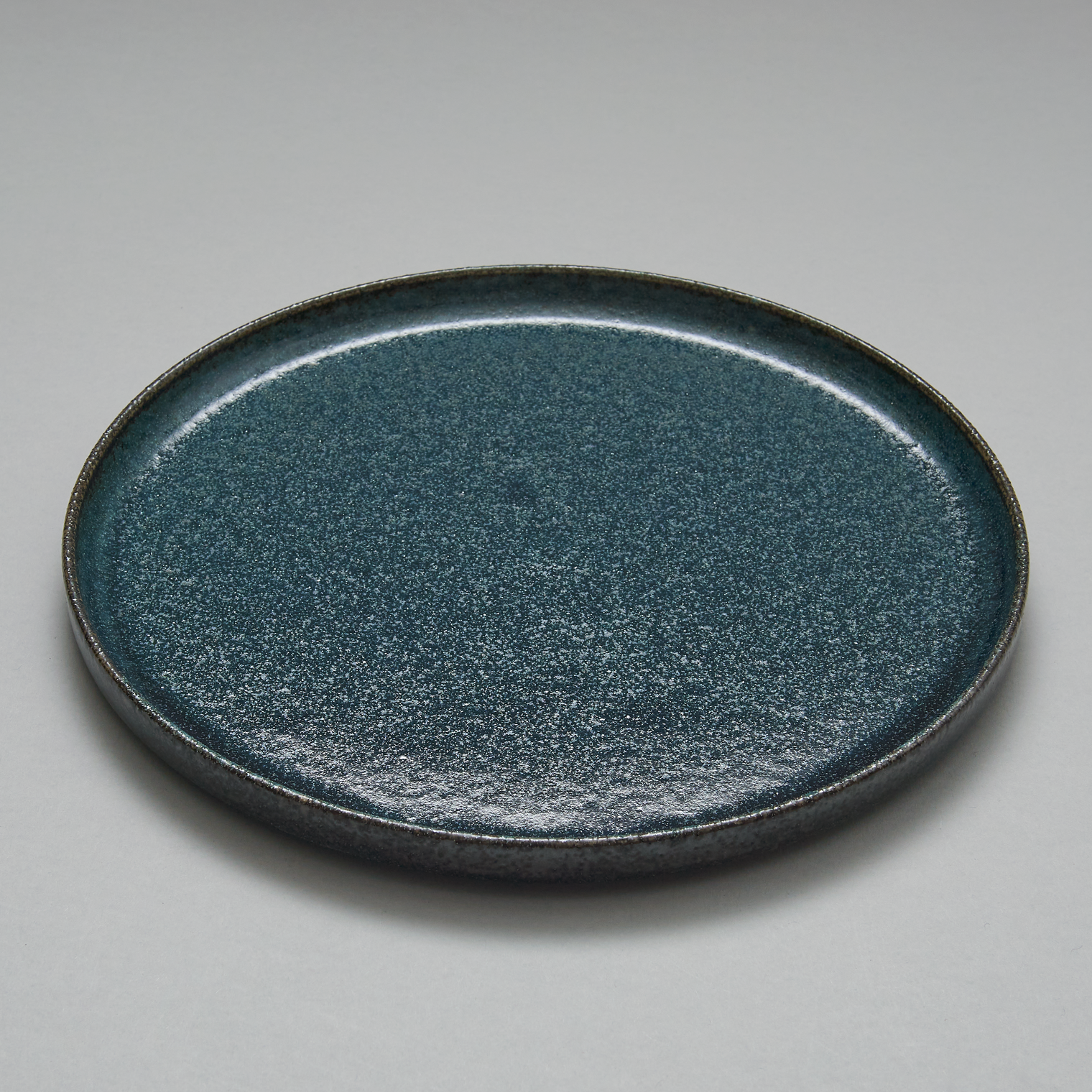 Urumi Short Rim Plate 26.9cm, 26.9cm x 1.5cm