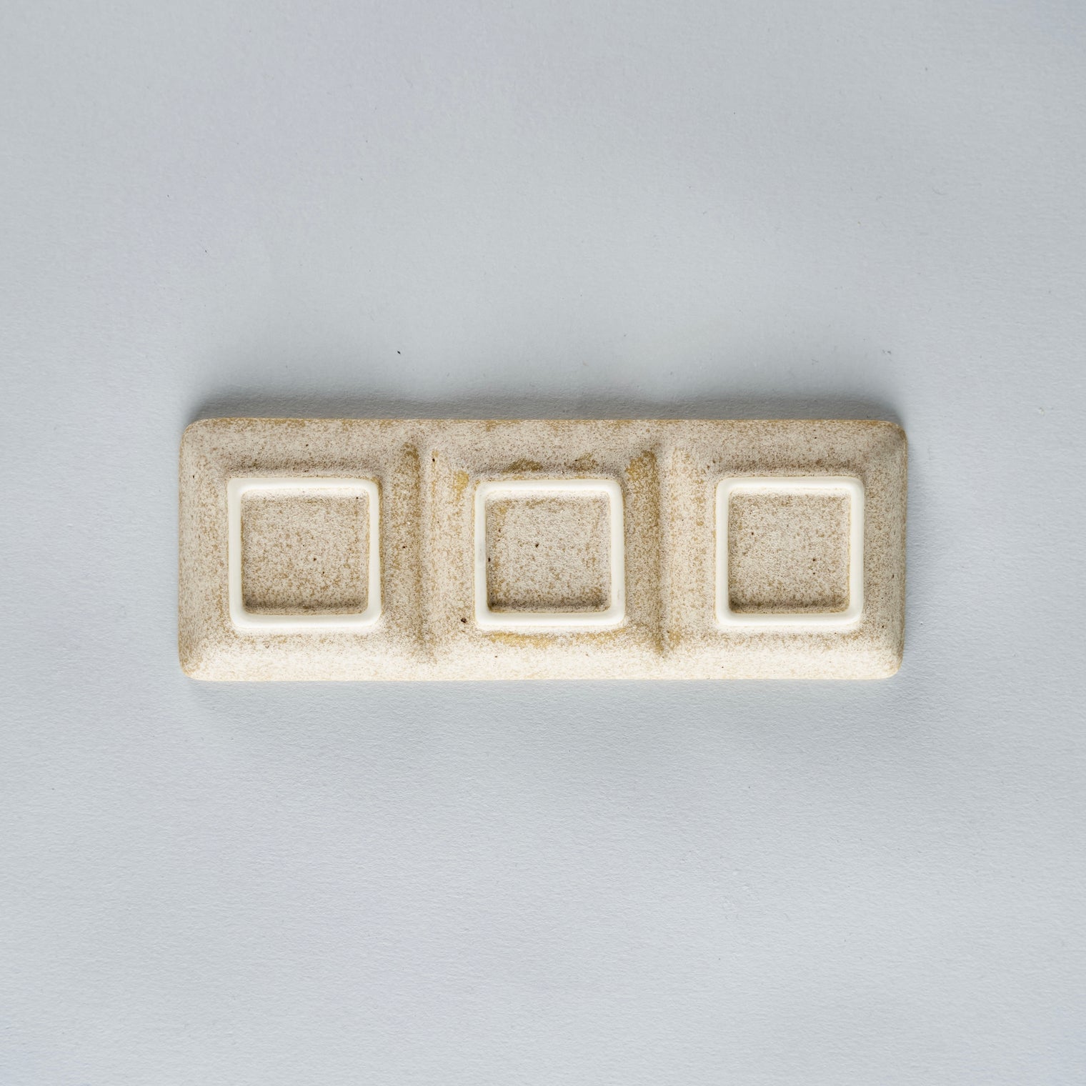 Kigoromo Saucer, 18.5cm x 6.6cm x H1.9cm