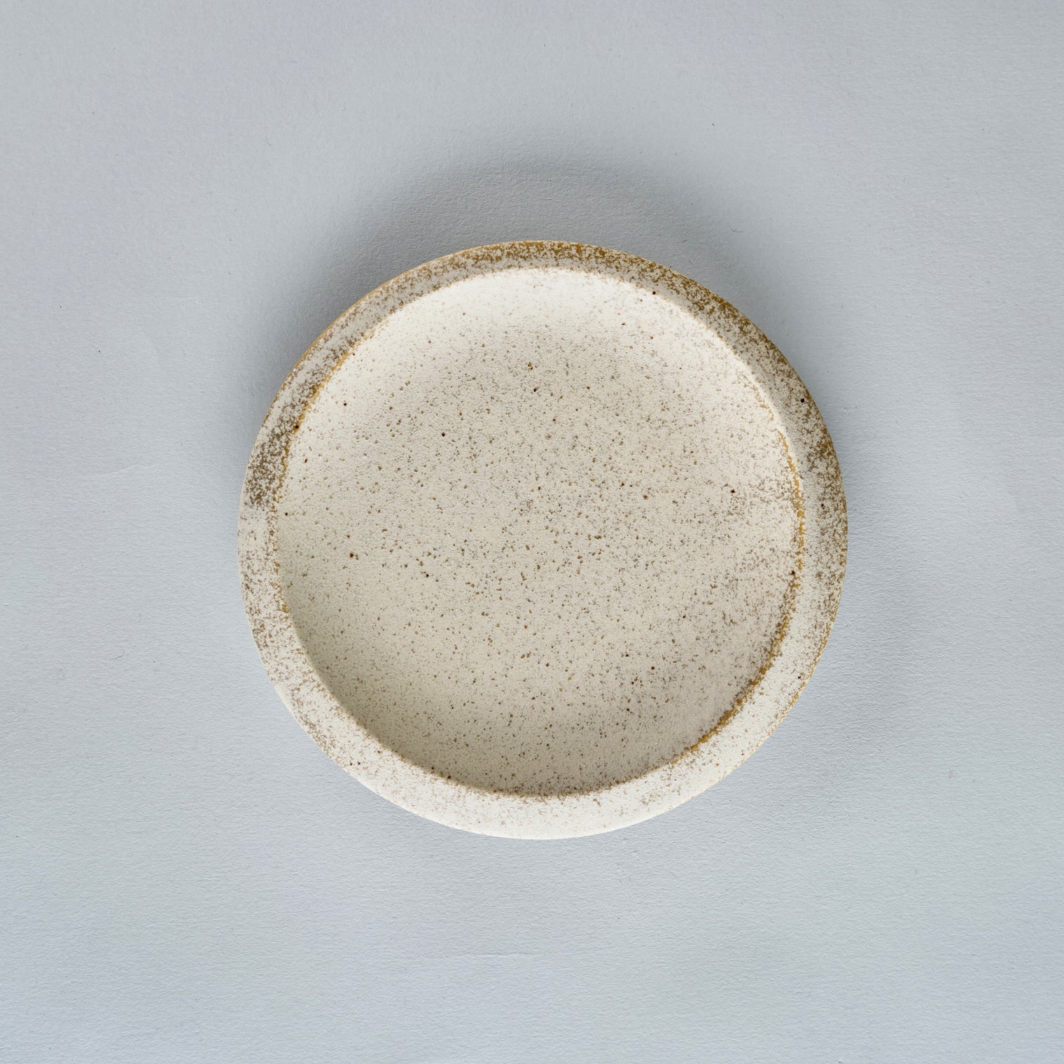 Porto Natural Shallow Kigoromo Plate, 17cm x H2cm