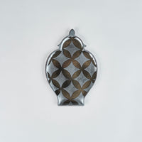 Seizan Gama Small vase-shaped plate (Agarwood) 01