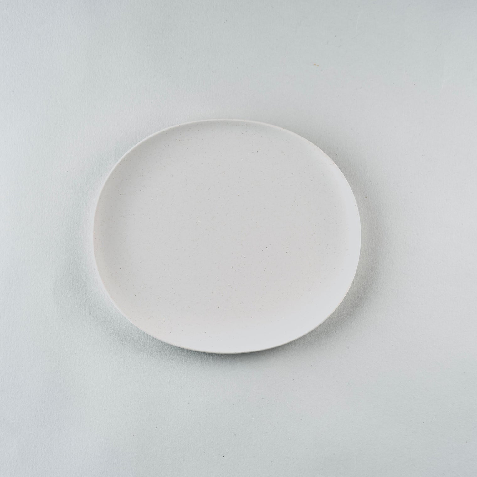 224 Porcelain Uzra Oval Plate M, White, 182 x 160 x 17mm
