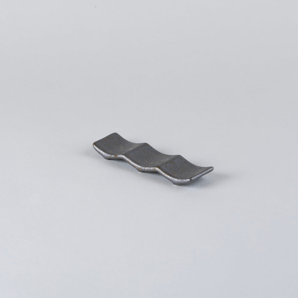 Miroku Triple Rest, 11cm x H1.5cm