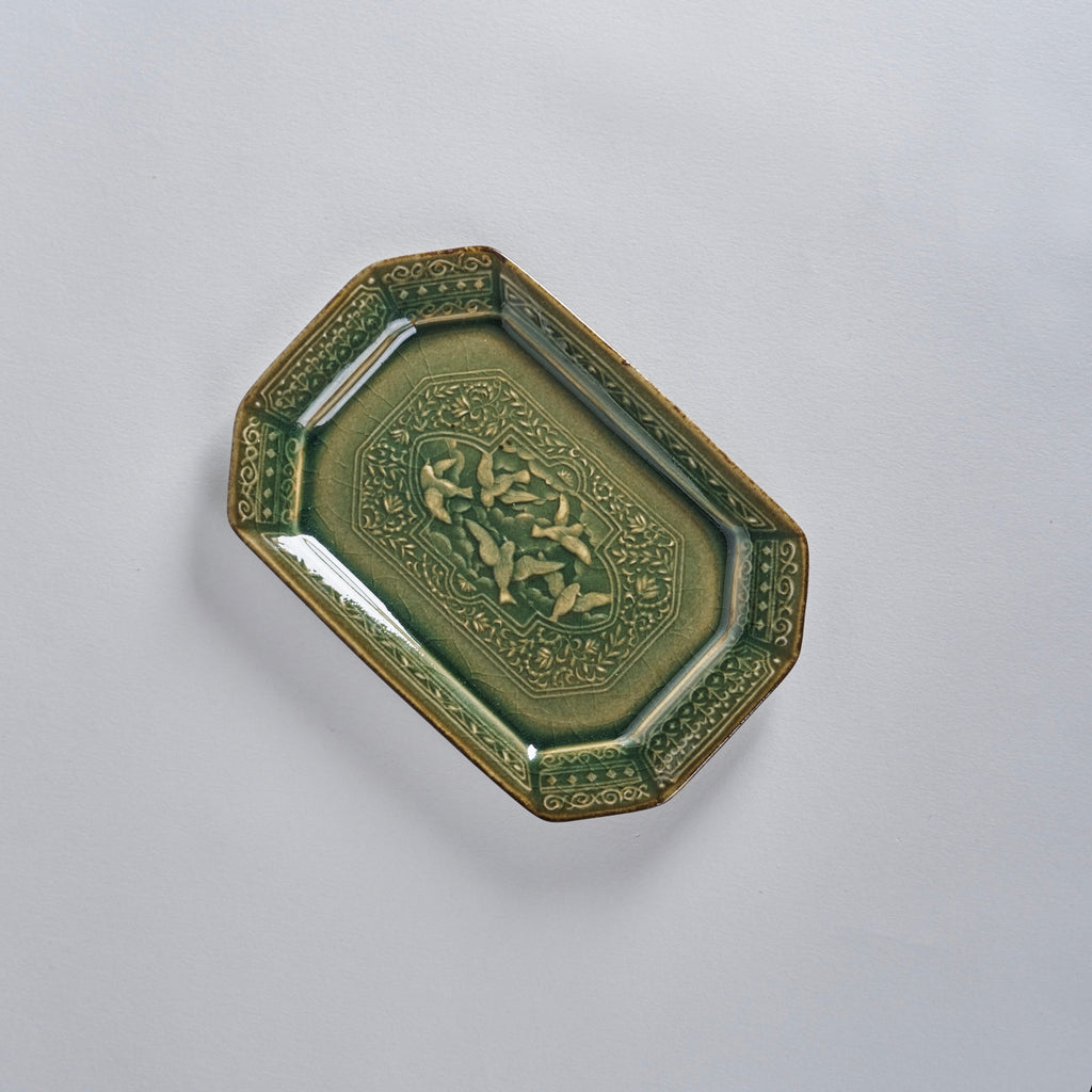 Suiyo Relief Klimt S Celadon, 168 x 113 x H15mm