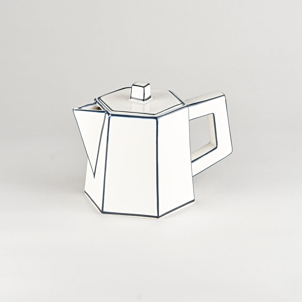 Carte Blanche Tea Pot by Annebet Philips