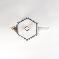Carte Blanche Tea Pot by Annebet Philips