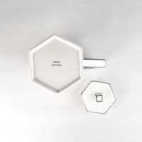 Carte Blanche Tea Pot by Annebet Philips