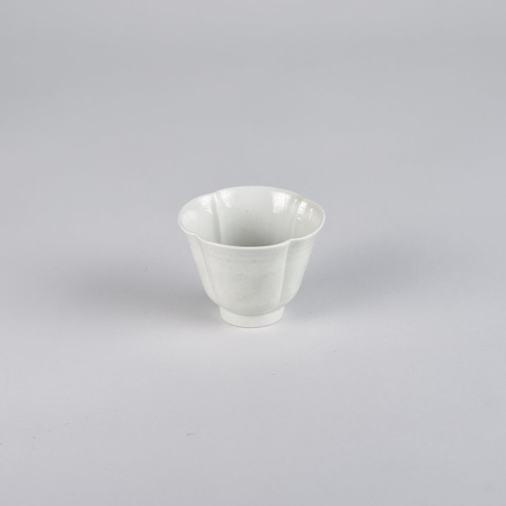 Takimuro Kiln, White flower cup