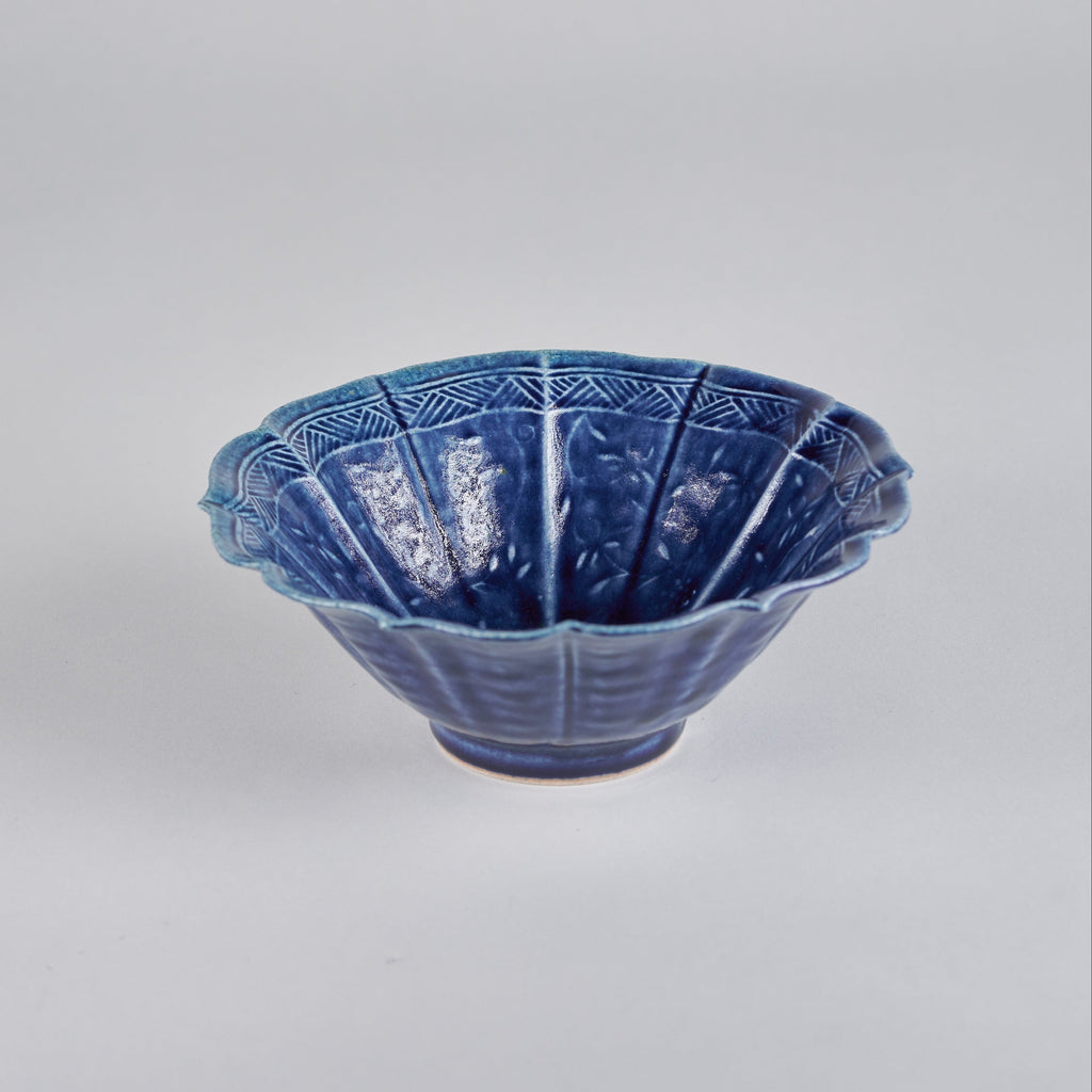 Takimuro Kiln,Flower and Grass Design Flower Bowl, 16.5cm