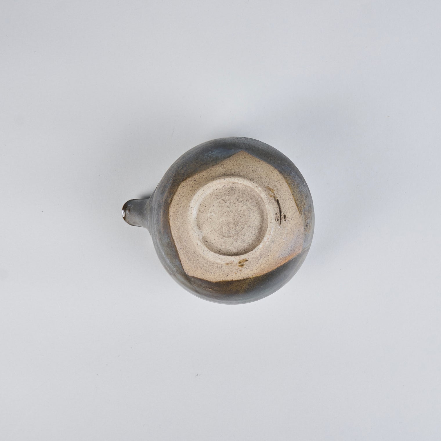 Yukiko Kiln Tea Pourer, 13.5cm x H8cm