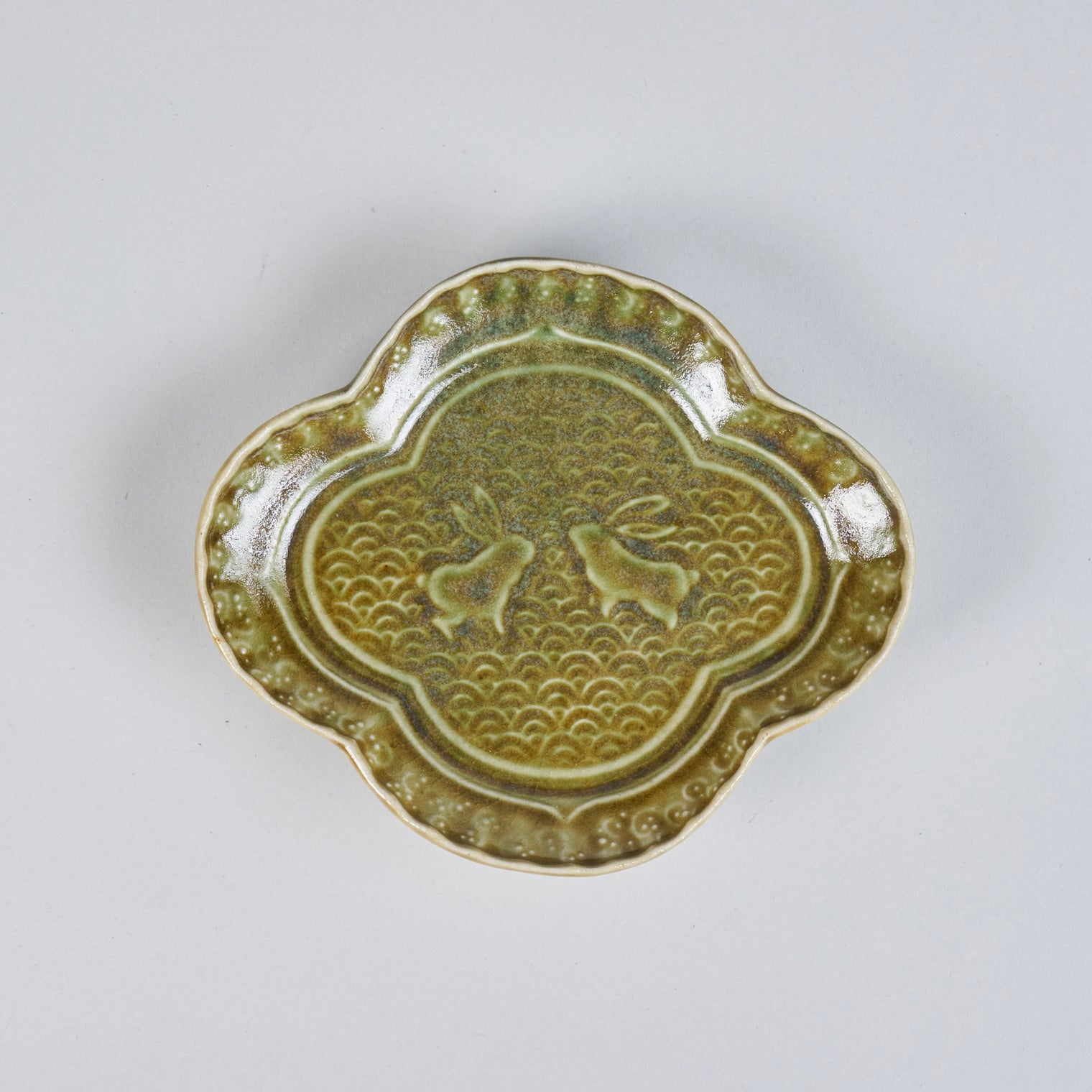 Takimuro Kiln,Pair Rabbit Small plate, 13.4cm x 11.5cm