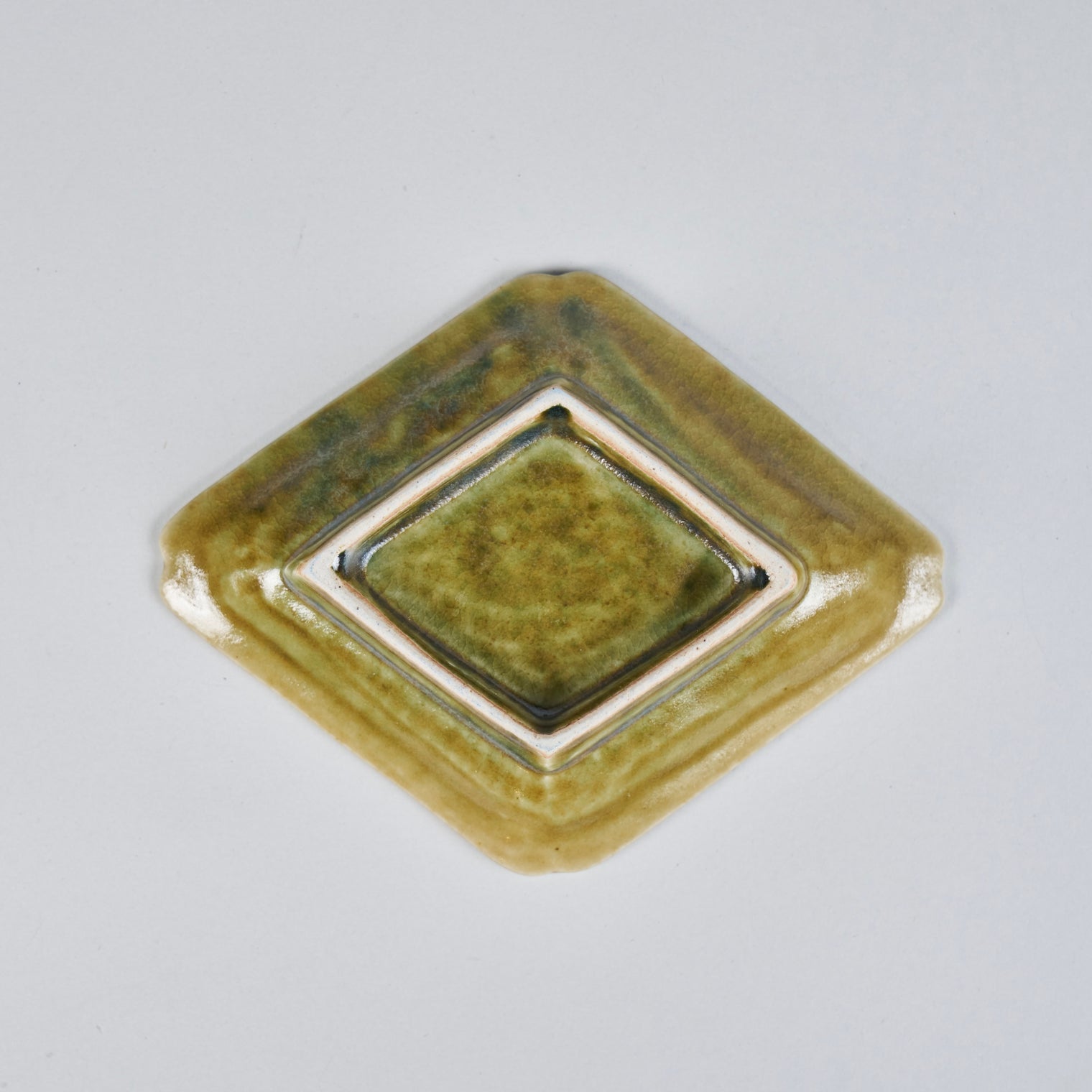 Takimuro Kiln,Deer Small Plate, 16.3cm x 12.5cm