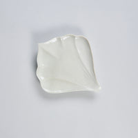 Takimuro Kiln,Petal Plate, 12.8cm x 14.6cm