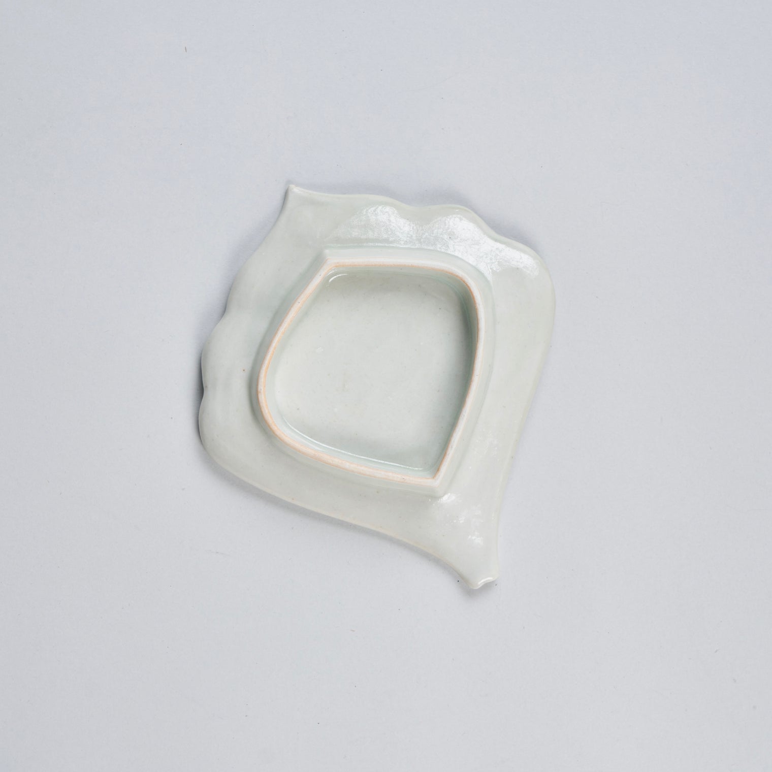 Takimuro Kiln,Petal Plate, 12.8cm x 14.6cm