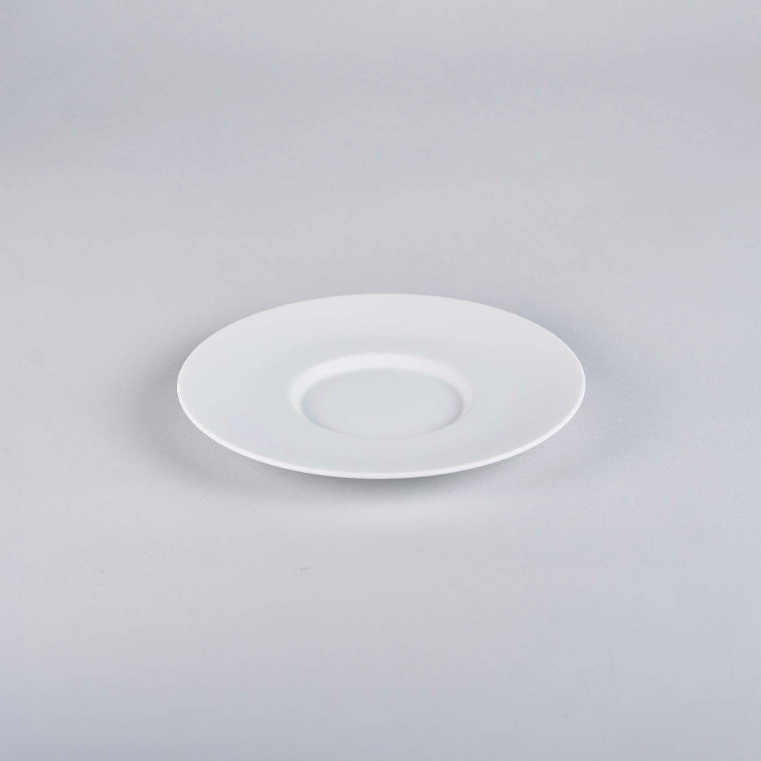 Bisque White Breakfast / Tea Saucer, D16cm, Moriyama