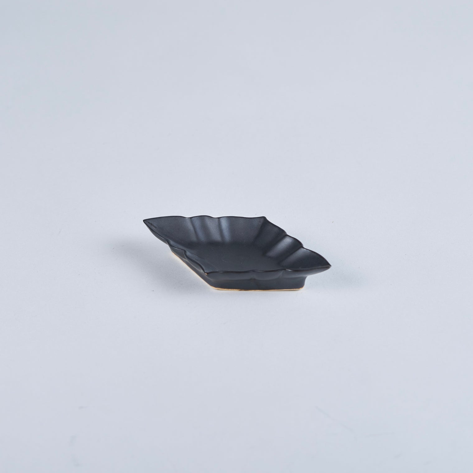 Usukiyaki, Ryouka Diamond Shaped Sauce Plate, Black, 12.5cm x W7cm x H1.8cm