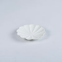 Usukiyaki, RINKA Twelve Petals Sauce Plate, White, D11.5cm x H2cm