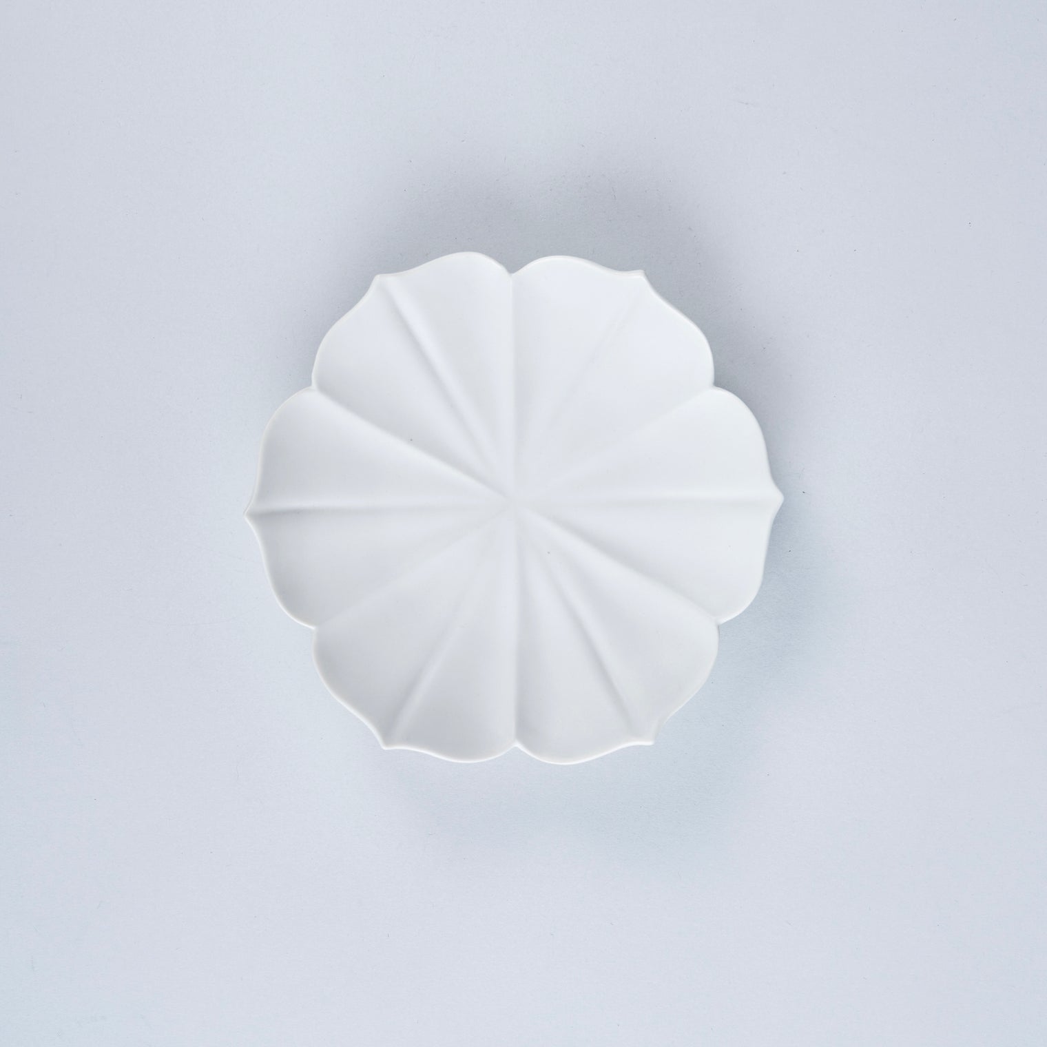 Usukiyaki,Ryouka Lotus Flower Plate S, White