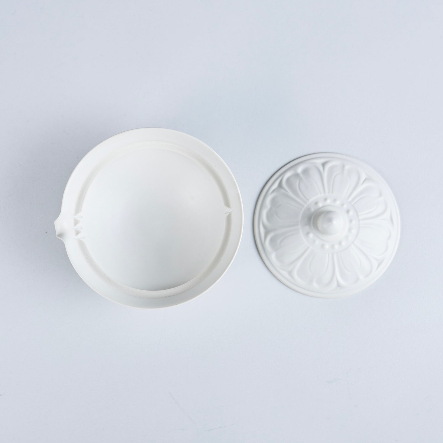 Usukiyaki, RINKA Shiboridashi Japanese Houhin, White, D12cm x H6.5cm