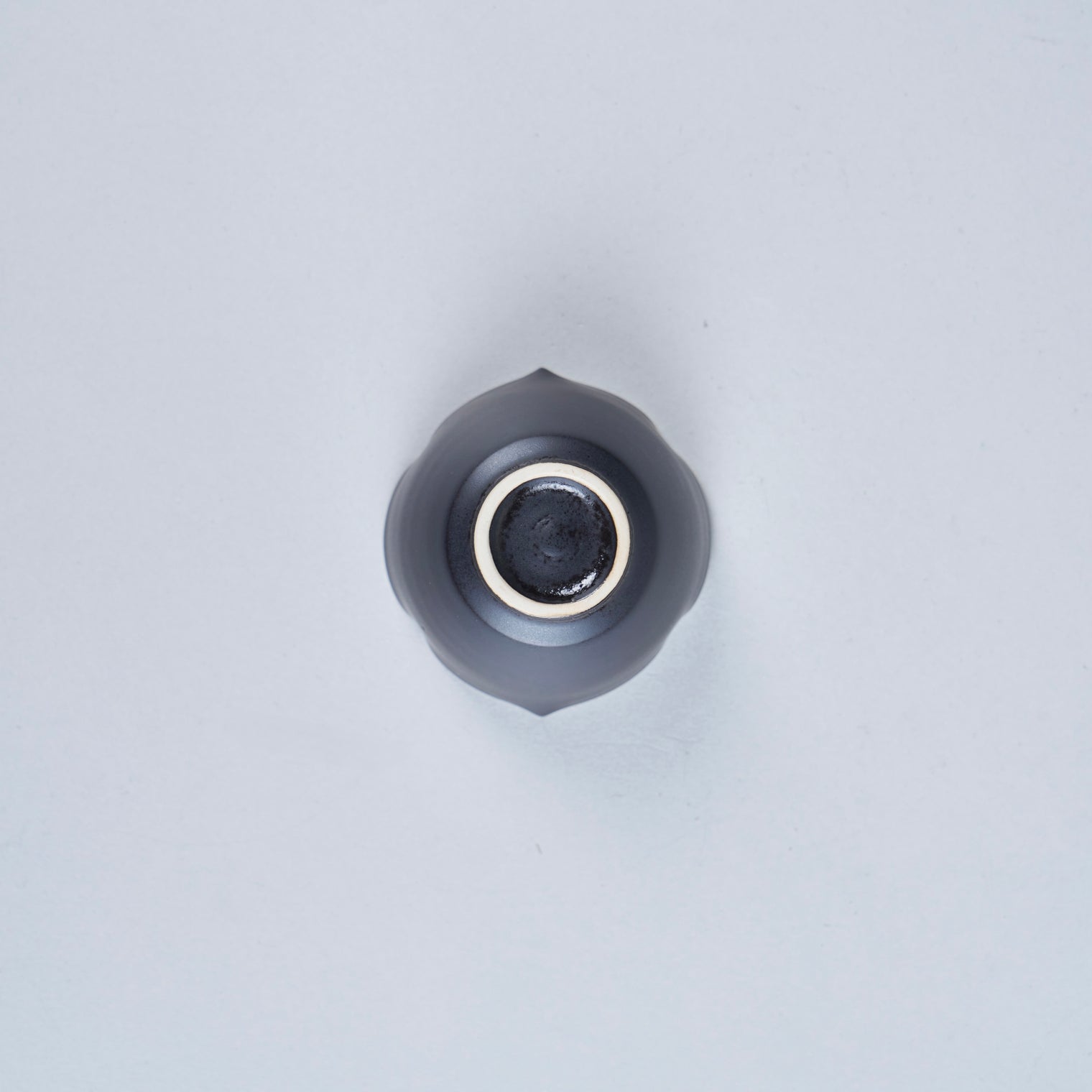 Usukiyaki, Cloud Tea Bowl S, Penetration Black