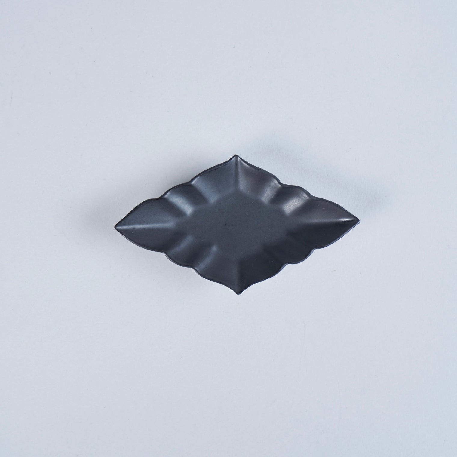 Usukiyaki, Ryouka Diamond Shaped Sauce Plate, Black, 12.5cm x W7cm x H1.8cm