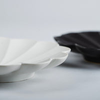 Usukiyaki,RINKA Twelve Petals Deep Side Plate, White, D18.5cm x H3cm