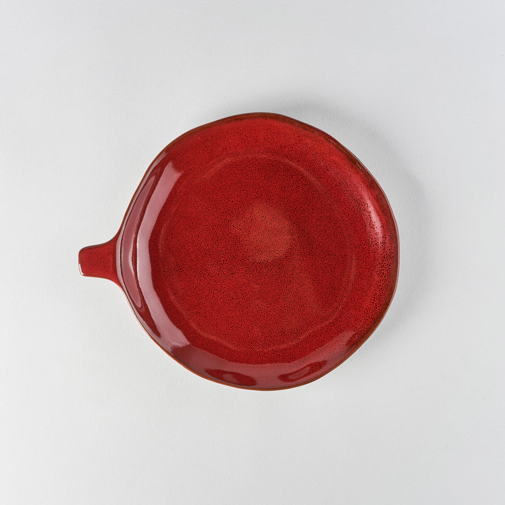 La Mère Plate With Handle Venetian Red, L20 W17 H2cm, Design by Marie Michielssen