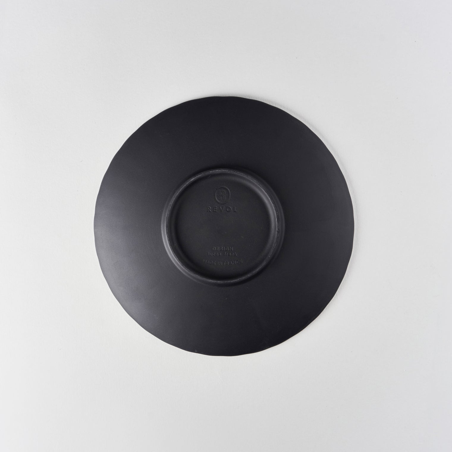 REVOL Pekoe Plate, Black Smooth, 21cm x H2.5cm
