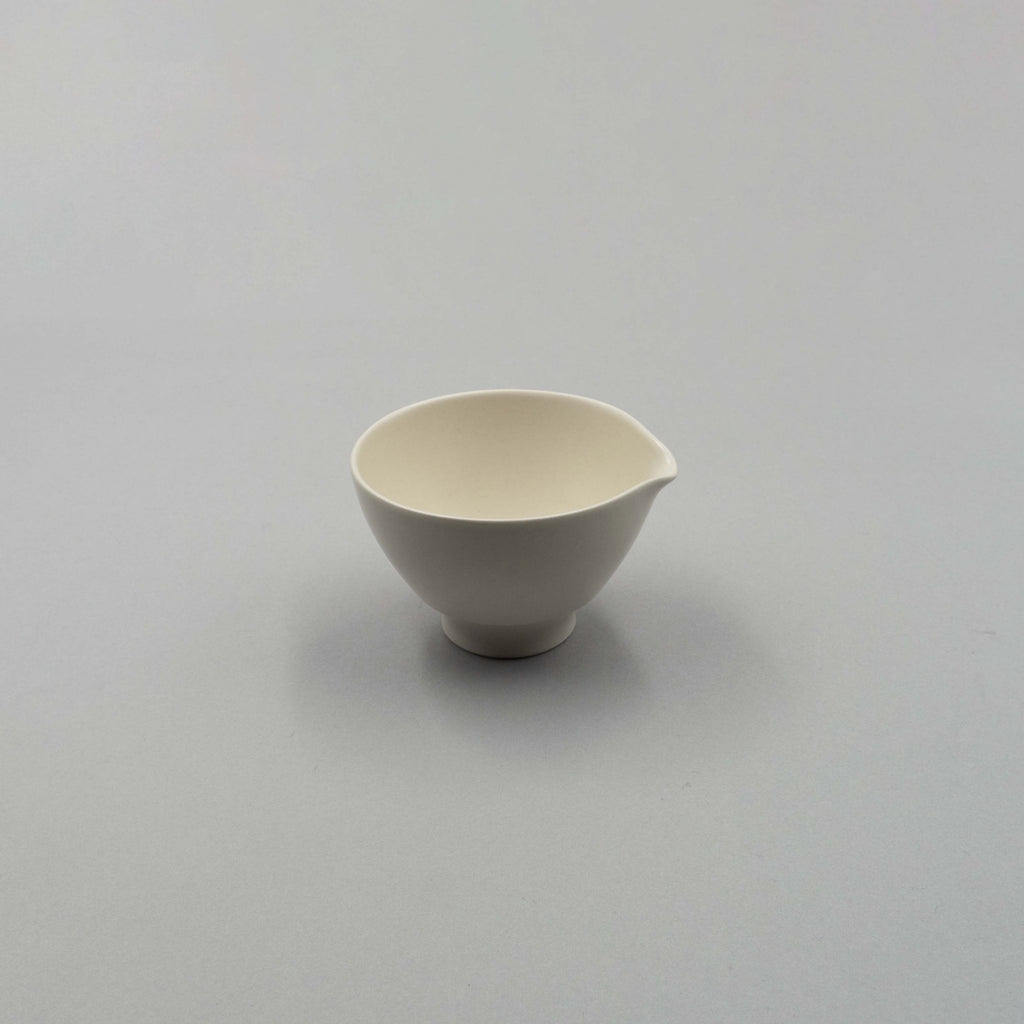 Hanasaka Une Spout Bowl Small, 9.5cm x 6cm