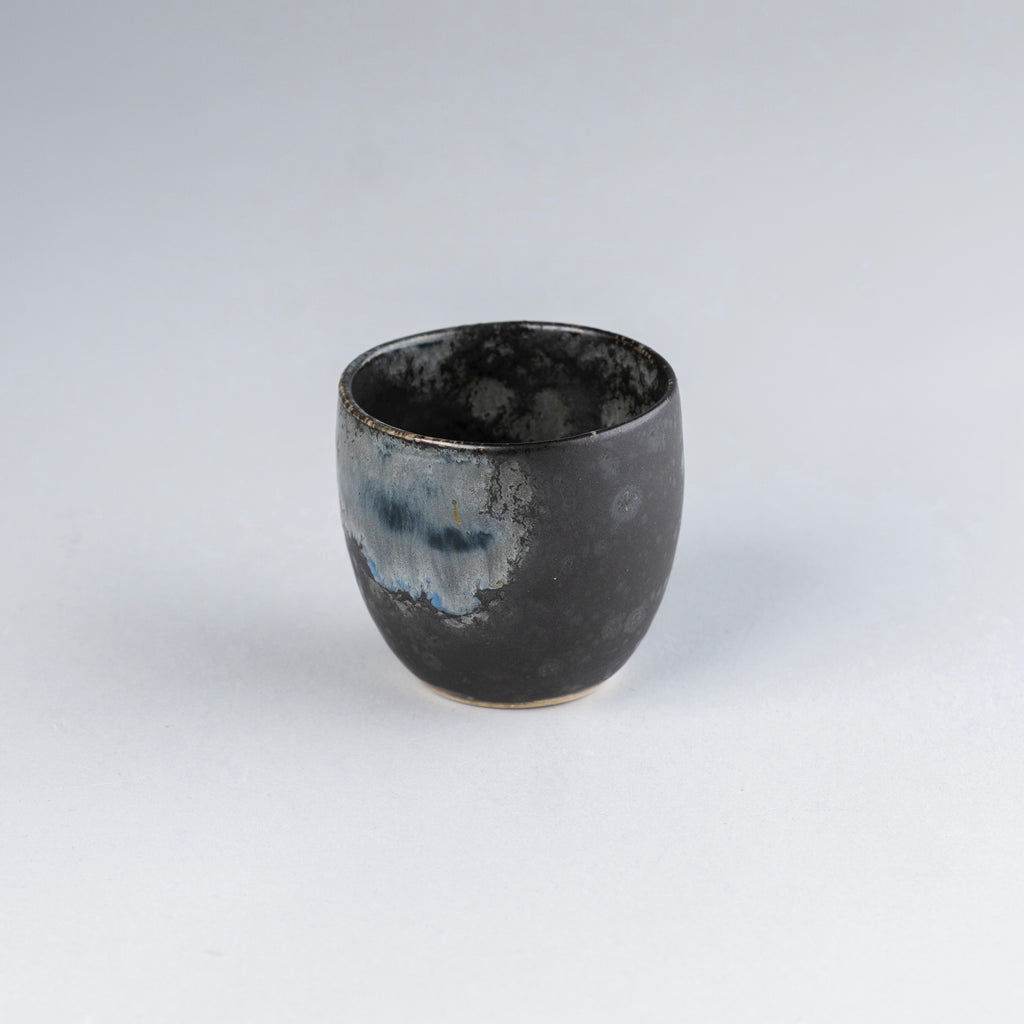 Small Cup, Manganese, 6cm x 6cm, 70ml, Design by Aage Wurtz
