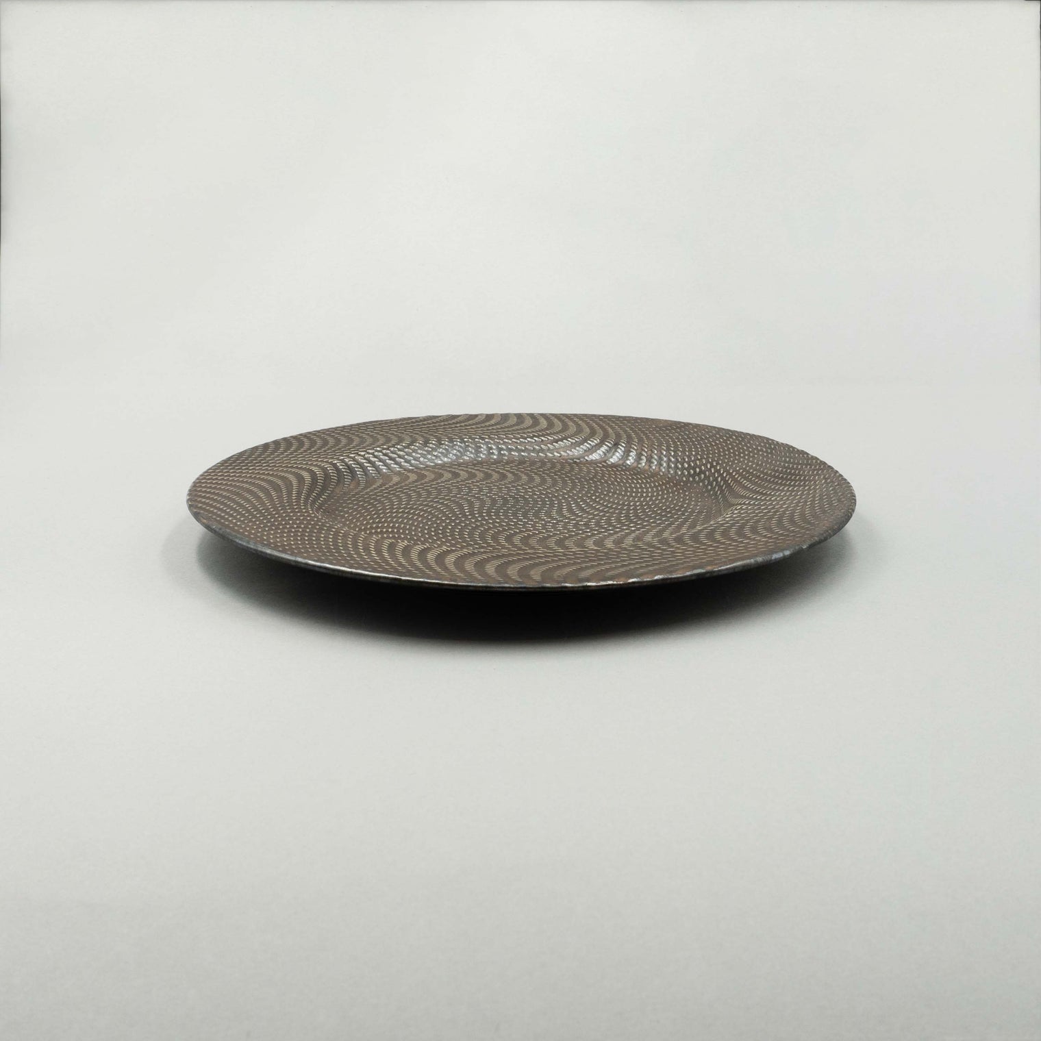 Kinkessho Stream Plate, 24.5cm x H2cm
